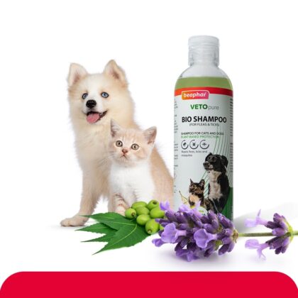 Beaphar Bio Ticks, Fleas & Biting Lice Remover Cat Shampoo - 250ml